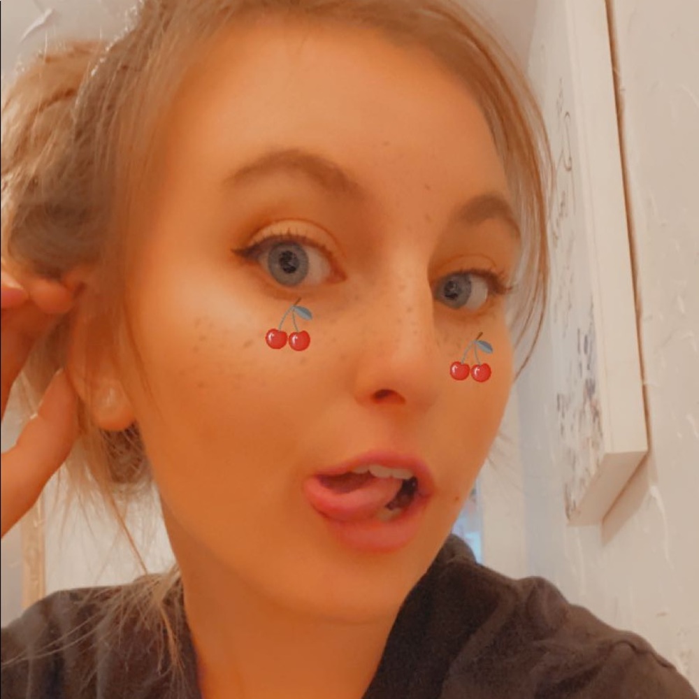 Meet your Posher, Taryn